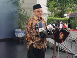 Kabar Hebat dari Istana, Mendikdasmen Abdul Mu’ti Umumkan Kenaikan Fantastis Kesejahteraan Guru!