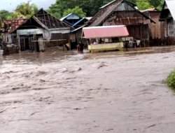 BANJIR BATU DAN LUMPUR, KABUPATEN BIMA SEPERTI ‘PLANET APOCALYPSE’!