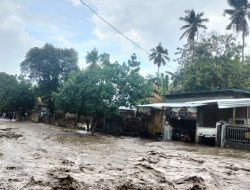 Bima Dihantam Badai, Ratusan Rumah Jadi Kolam Renang Dadakan, Warga Berjuang Bersihkan Lumpur!