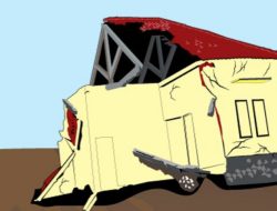 Hujan Bikin Lombok Utara Berduka! Rumah Ambruk, Mawardi Kini Jadi Pengungsi