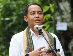MENTERI RAJA JULI ANTONI GENCARKAN REVOLUSI HIJAU DI MANDALIKA, 5 JUTA POHON SIAP HIDUPKAN KEMBALI HUTAN NTB!