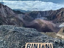 Warga sekitar, aktivis lingkungan, mahasiswa, hingga DPRD NTB sepakat, Rinjani bukan untuk dijual.