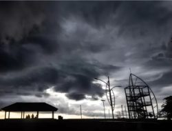 BMKG Ingatkan Cuaca Ekstrem, NTB Jadikan Alarm Pembenahan Hulu